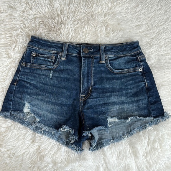 American Eagle Dark Blue Lightly Distressed High Rise Festival Jean Shorts - Picture 1 of 12